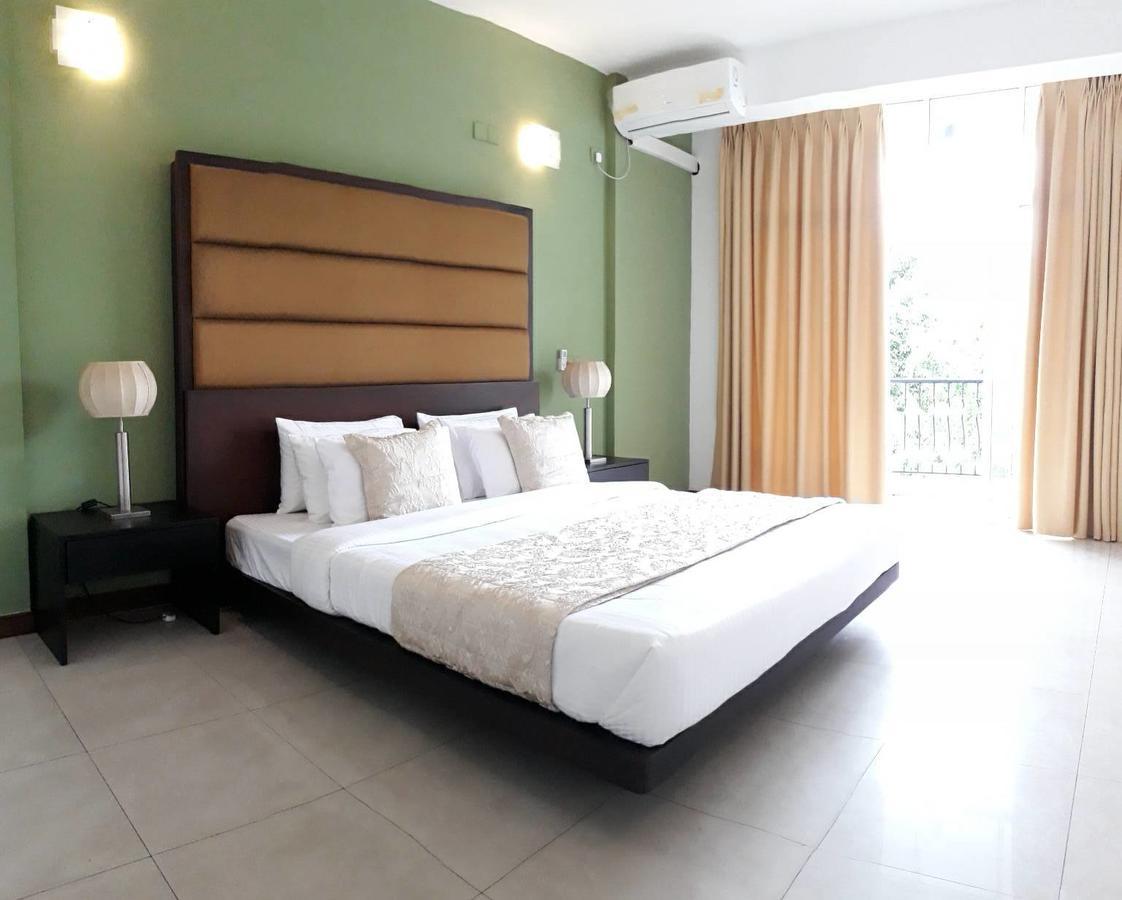 Aston Luxury Apartments Colombo Exterior foto